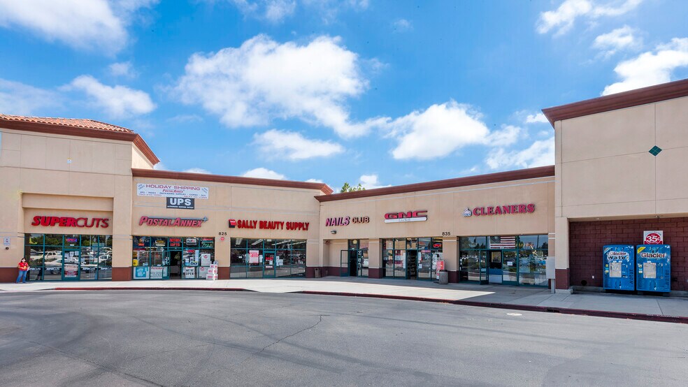 More Photos Of 825-845 College Blvd, Oceanside Unknown For Lease