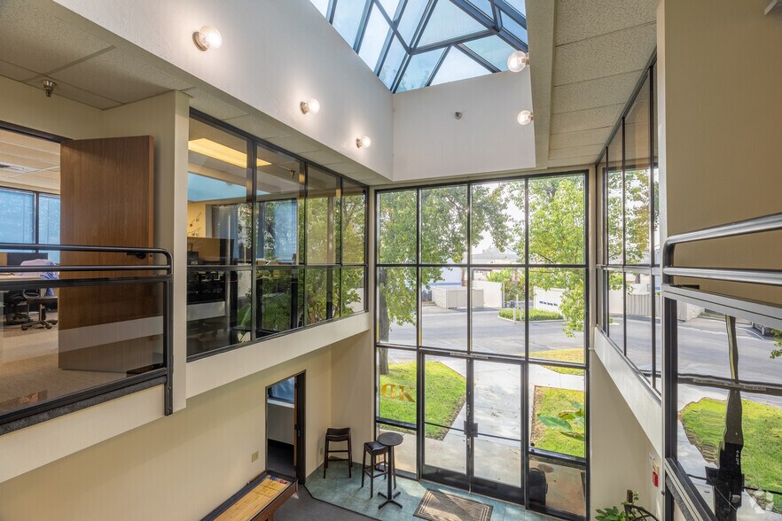 More Photos Of 6459 Box Springs Blvd, Riverside Manufacturing For Lease