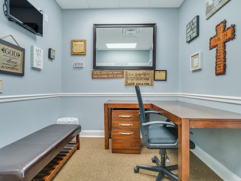 More Photos Of 1453 W Oglethorpe Hwy, Hinesville Office Residential For Lease