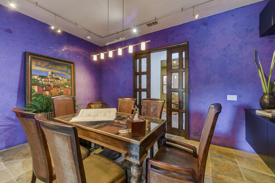 More Photos Of 1703 Highway 35 S, Rockport Office Residential For Lease