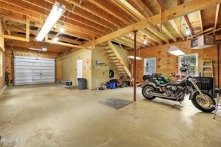 More Photos Of 45 School St, Lee Office For Sale