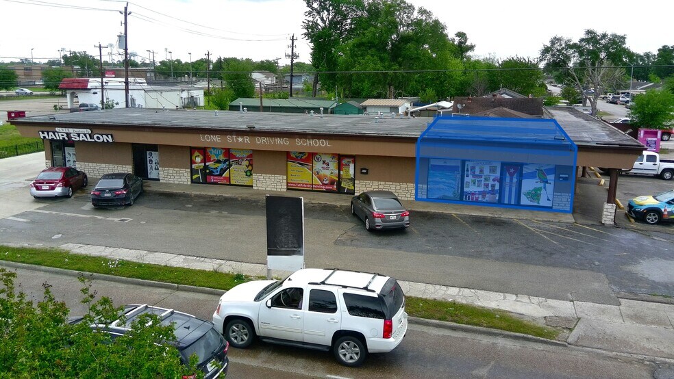 More Photos Of 500-509 Uvalde Rd, Houston Storefront Retail Office For Lease