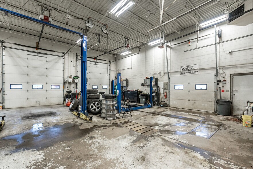 More Photos Of 309 1st Ave E, Cambridge Auto Dealership For Sale