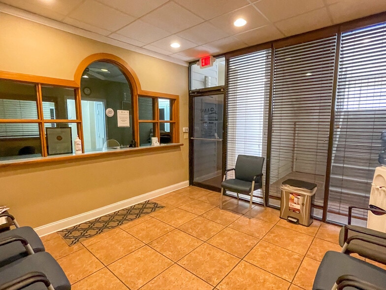 More Photos Of 7434 Picardy Ave, Baton Rouge Office For Lease
