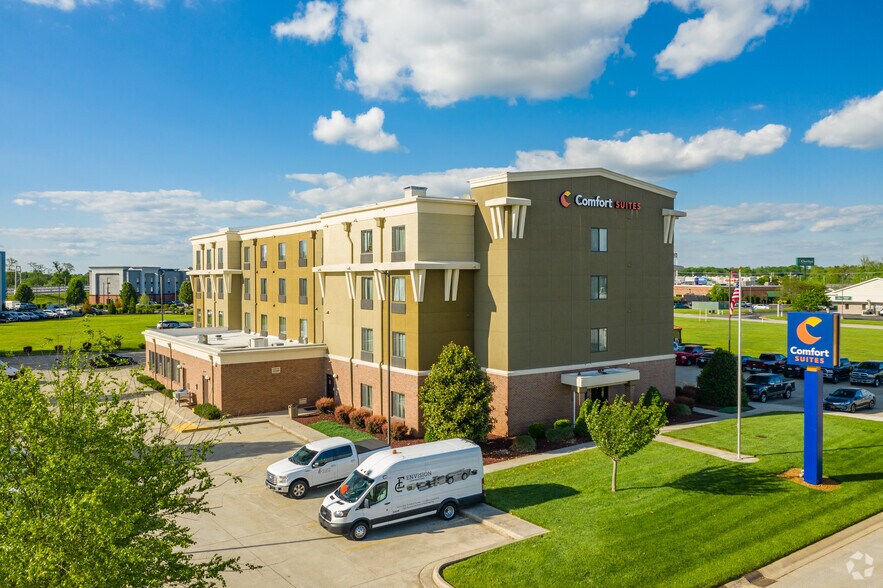 More Photos Of 210 Harvey Way, Hopkinsville Hotel For Sale