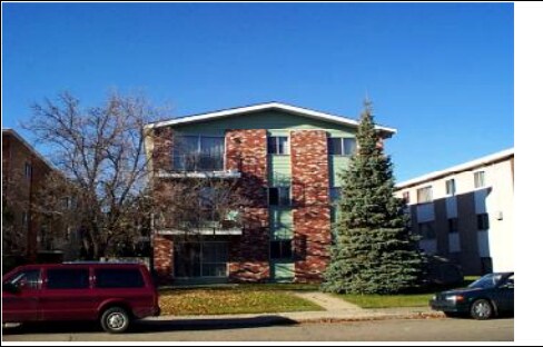 Primary Photo Of 10030 151 St NW, Edmonton Apartments For Sale