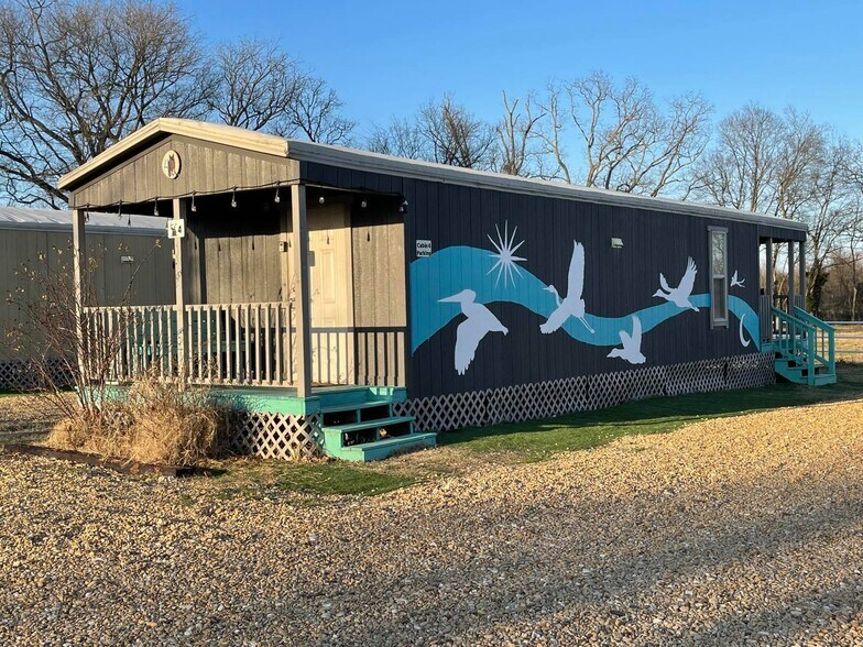 More Photos Of 4250 TX-154, Yantis Hotel For Sale