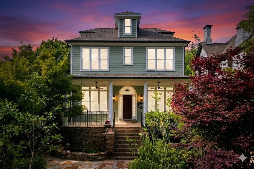 More Photos Of 574 East Ave NE, Atlanta Multifamily For Sale