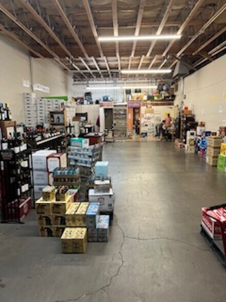More Photos Of 4794 N Virginia St, Reno Storefront Retail Office For Lease