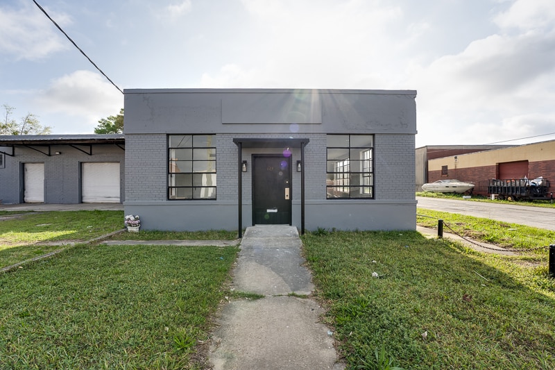 More Photos Of 69 Copeland St, Jacksonville Flex For Lease