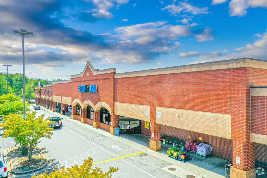 More Photos Of 2260 Cross Pointe Dr, Rock Hill Storefront For Lease