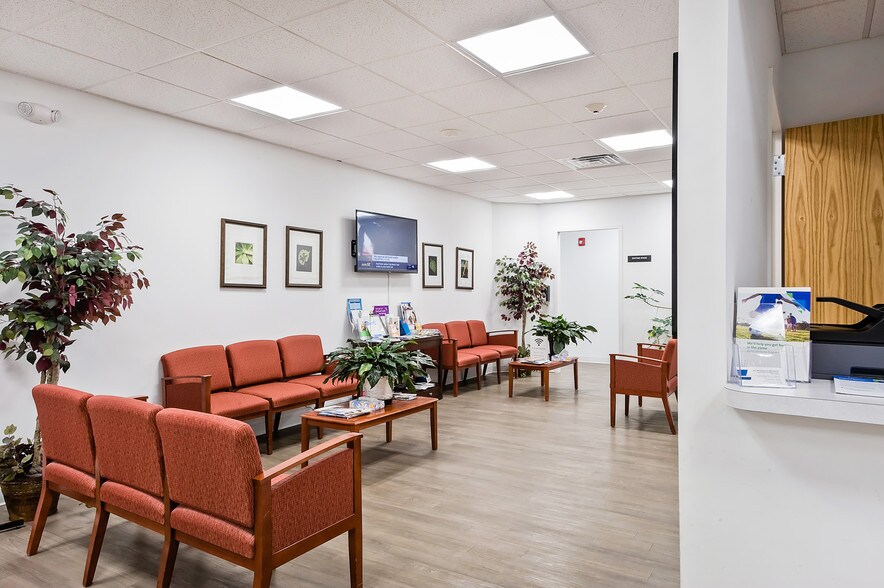 More Photos Of 465 Columbus Ave, Valhalla Medical For Lease