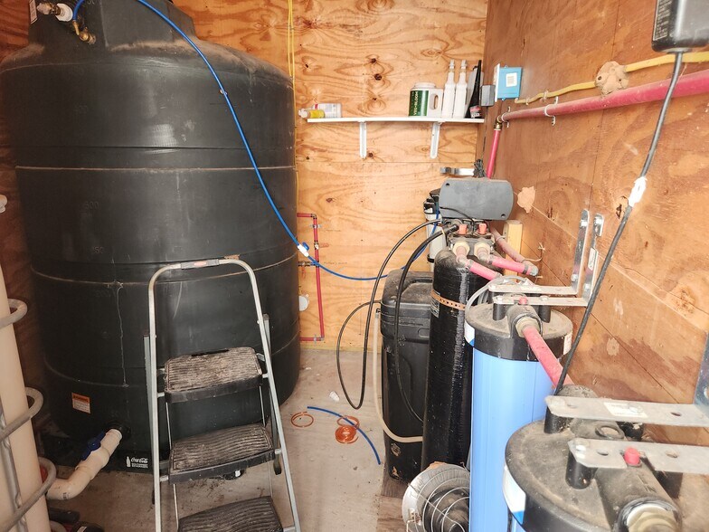 More Photos Of 20868 NE Townley Rd, Marlow Industrial For Sale