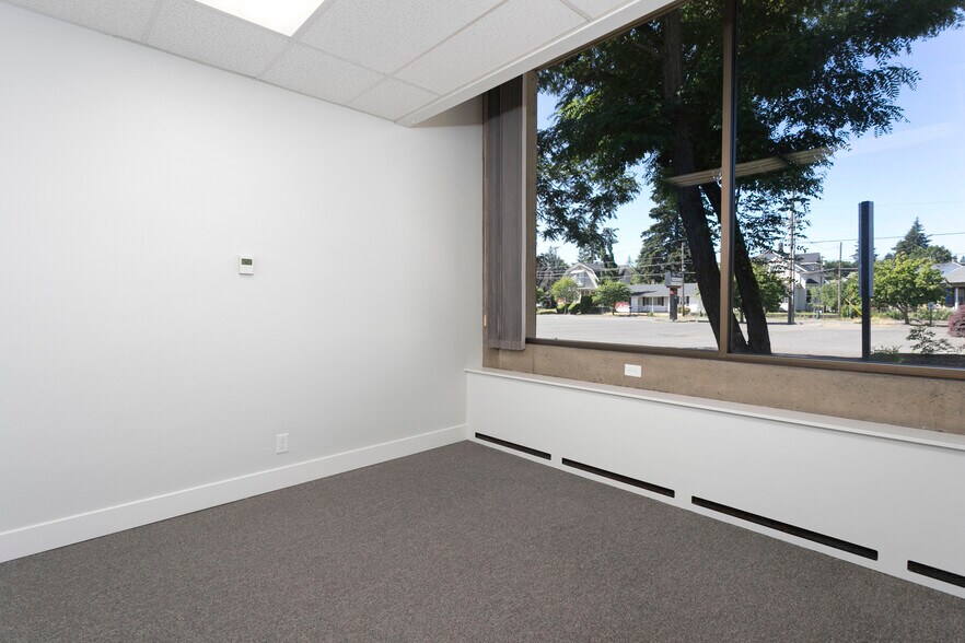 More Photos Of 2811 E Evergreen Blvd, Vancouver Office For Lease