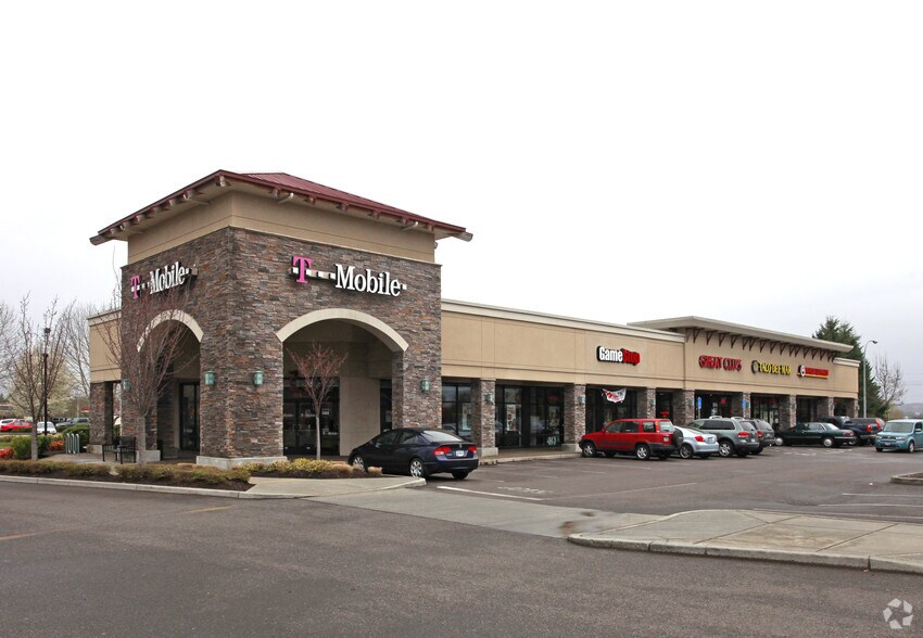 More Photos Of 21300 SW Adams Ave, Sherwood Unknown For Lease