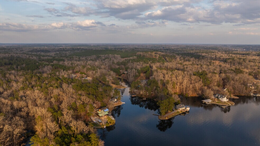 More Photos Of 402 Cliffside dr, Titus Land For Sale