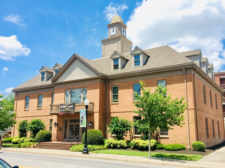 Primary Photo Of 198 E Main St, Franklin Medical For Lease