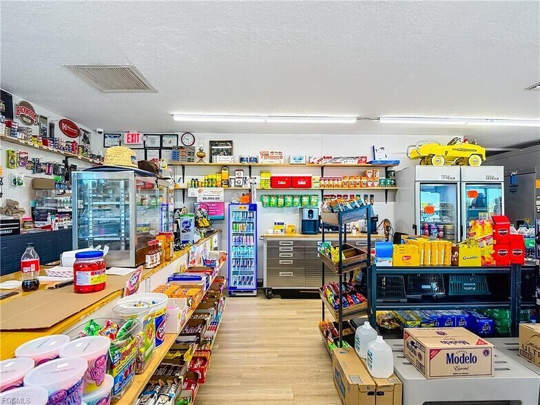 More Photos Of 4443 Loblolly Bay Rd, LaBelle General Retail For Sale