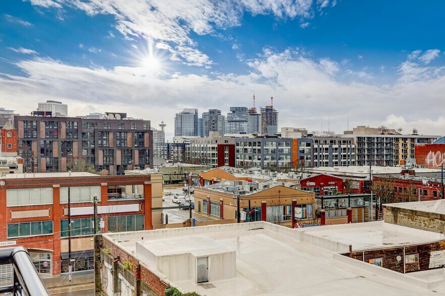 More Photos Of 954 E Union St, Seattle Apartments For Lease