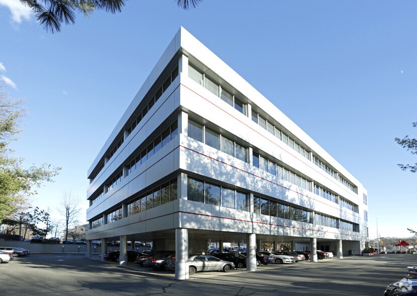 More Photos Of 190 Middlesex Tpke, Iselin Office For Lease