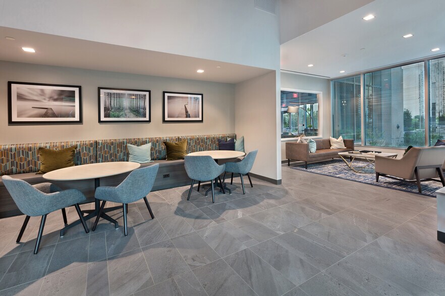 More Photos Of 8401 Greensboro Dr, McLean Office For Lease