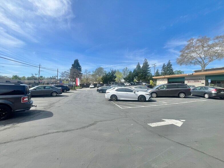 More Photos Of 8329 Fair Oaks Blvd, Carmichael Medical For Lease