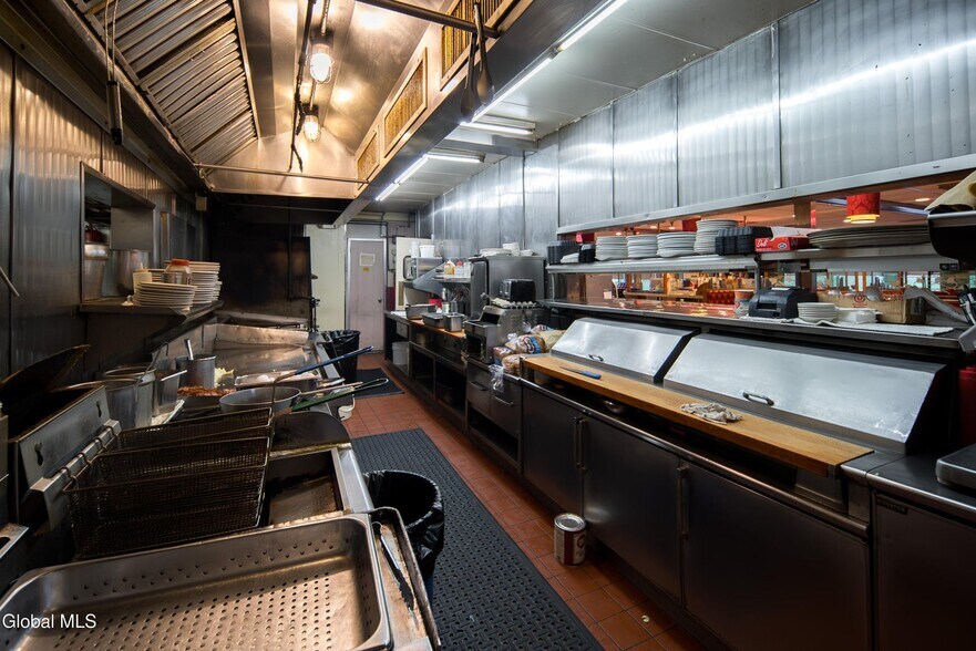 More Photos Of 855 Hoosick St, Troy Restaurant For Sale
