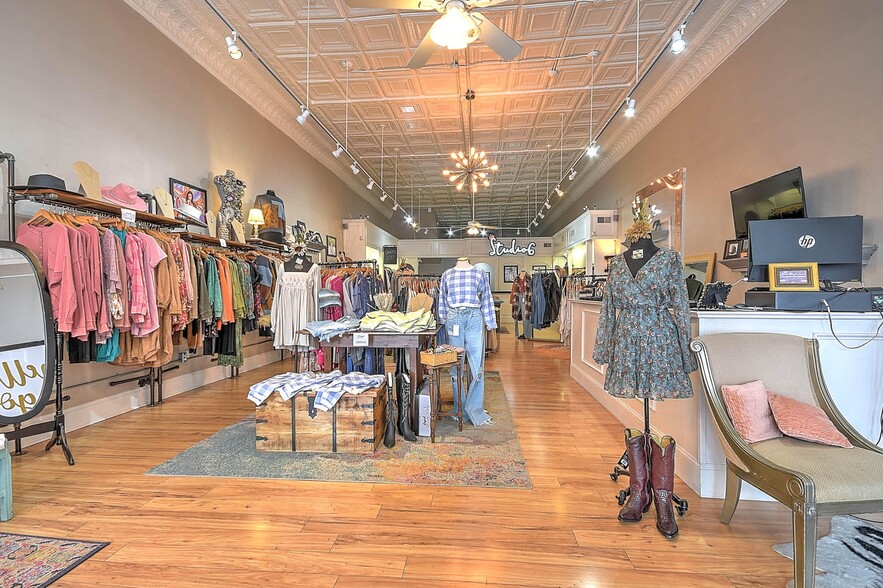 More Photos Of 531 State St, Bristol Storefront Retail Office For Sale