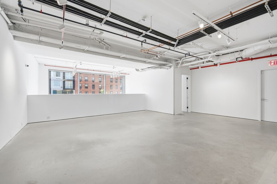 More Photos Of 260 Bowery, New York Apartments For Lease