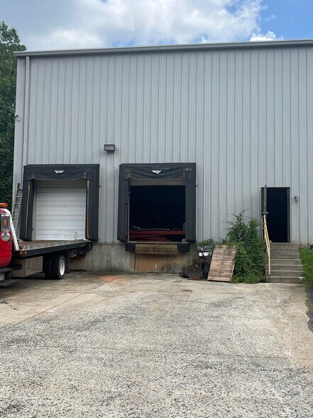 More Photos Of 1481 Doss Rd, Concord Warehouse For Lease