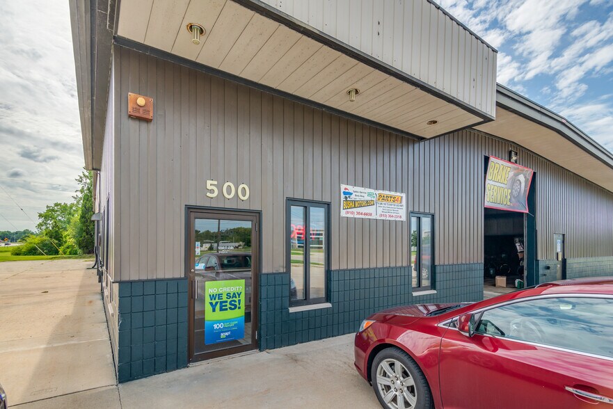 More Photos Of 500 E Huron Blvd, Marysville Auto Repair For Sale