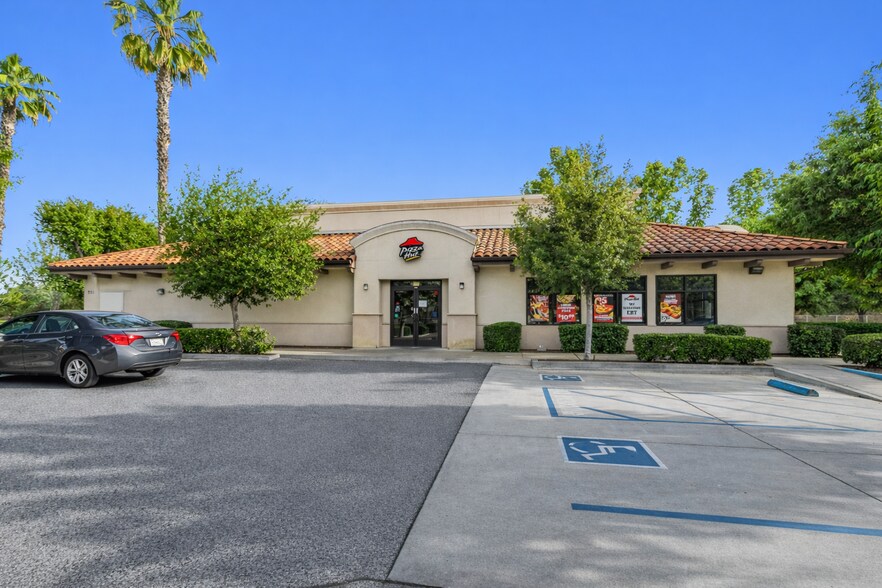 More Photos Of 250 S Akers St, Visalia Fast Food For Sale