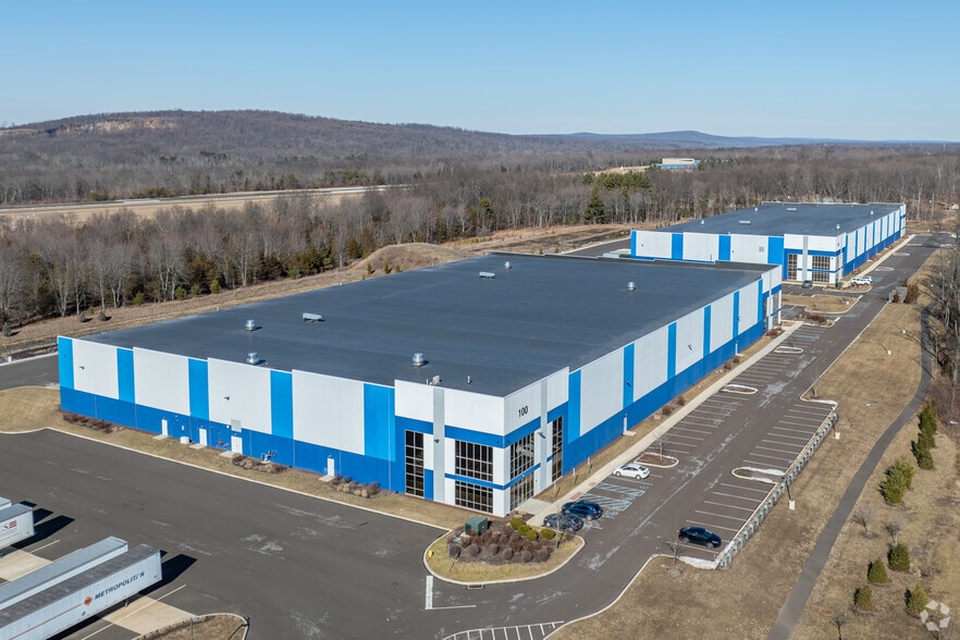 More Photos Of 500 N Ridge Rd, Perkasie Manufacturing For Lease