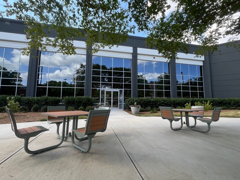 More Photos Of 1500 Perimeter Park Dr, Morrisville Unknown For Lease
