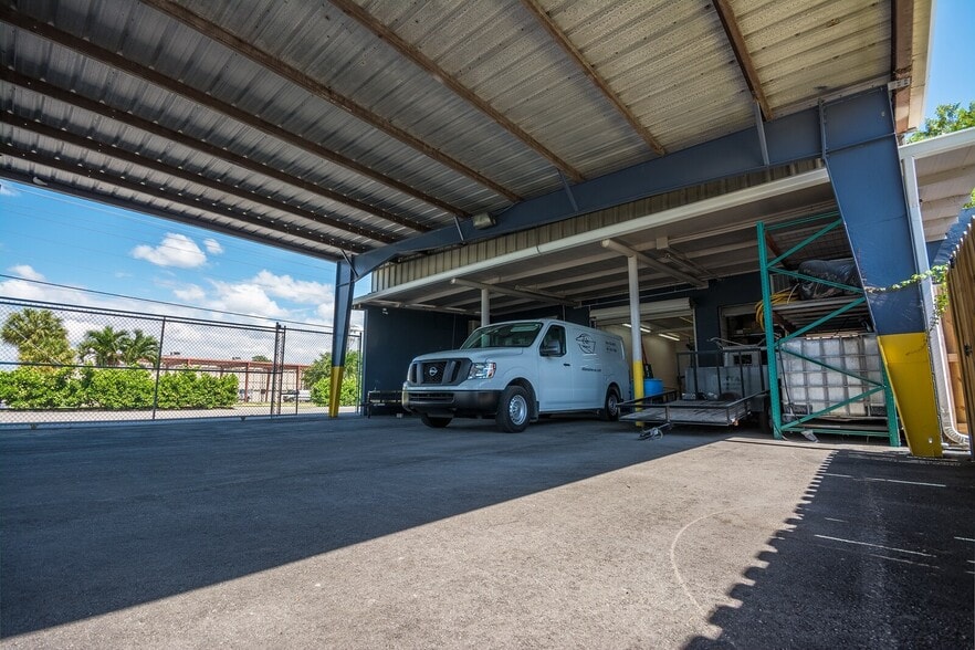 More Photos Of 2600 SW 3rd Ave, Fort Lauderdale Unknown For Lease