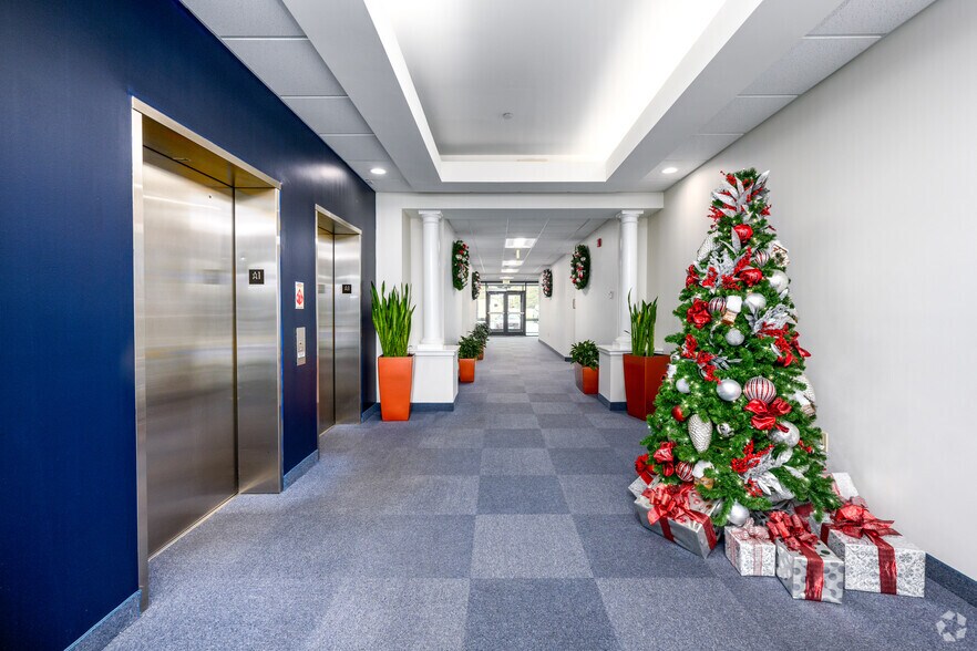 More Photos Of 46655 Expedition Dr, Lexington Park Office For Lease