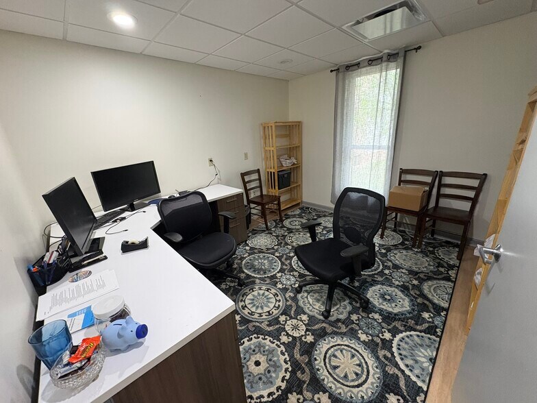 More Photos Of 2601 Capital Medical Blvd, Tallahassee Medical For Sale