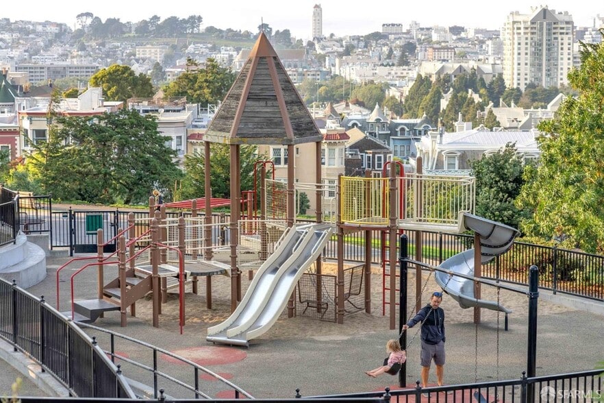More Photos Of 425-431 Linden St, San Francisco Apartments For Sale