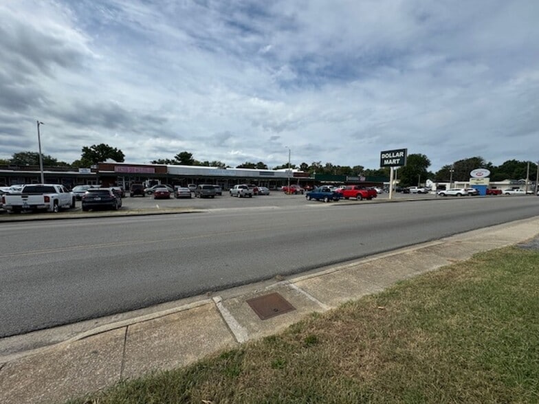 More Photos Of 500 Happy Valley Rd, Glasgow Hotel For Sale