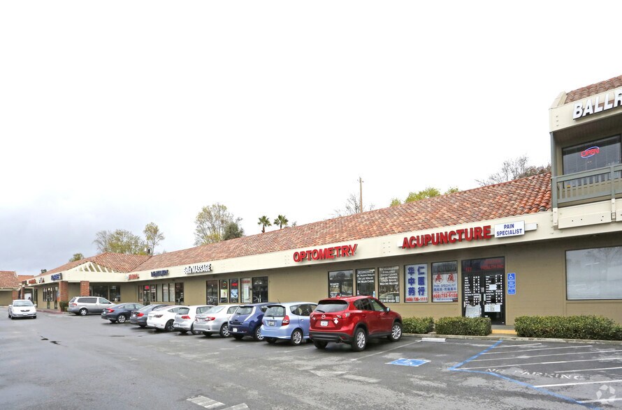 More Photos Of 1111 W El Camino Real, Sunnyvale Storefront For Lease