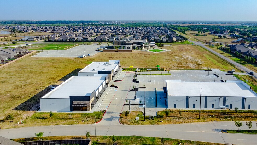 More Photos Of 24004 Porter Ranch Ln, Katy Unknown For Lease