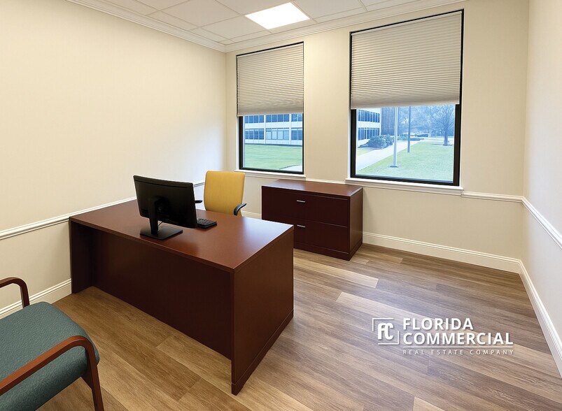 More Photos Of 2300 SE Monterey Rd, Stuart Office For Sale