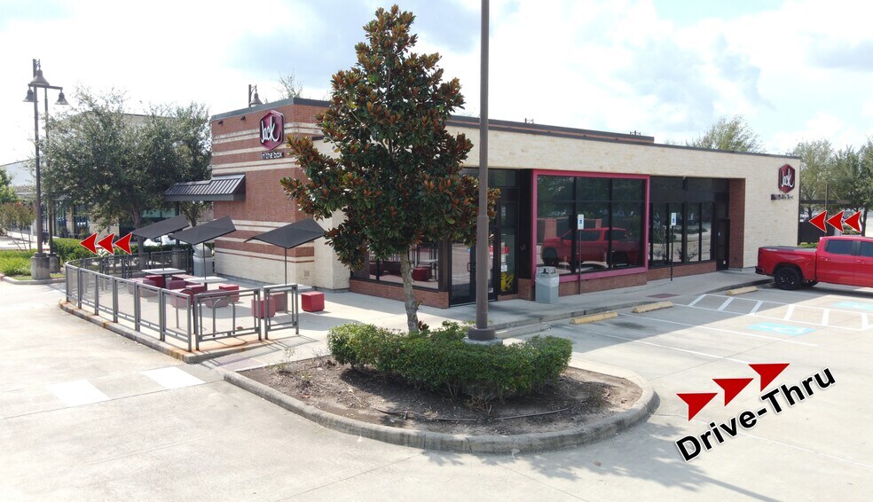 Primary Photo Of 9310 Highway 6, Missouri City Fast Food For Lease