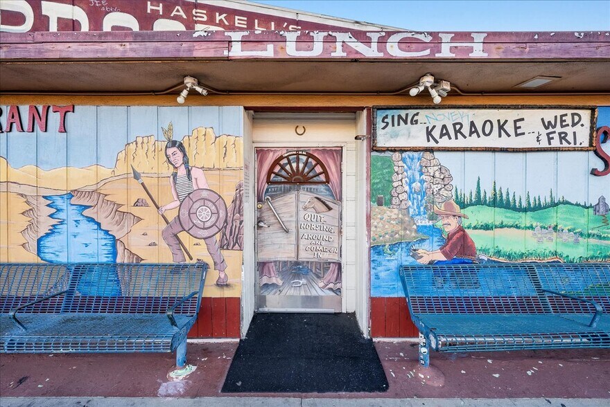 More Photos Of 2400 E 7th St, Long Beach Restaurant For Sale