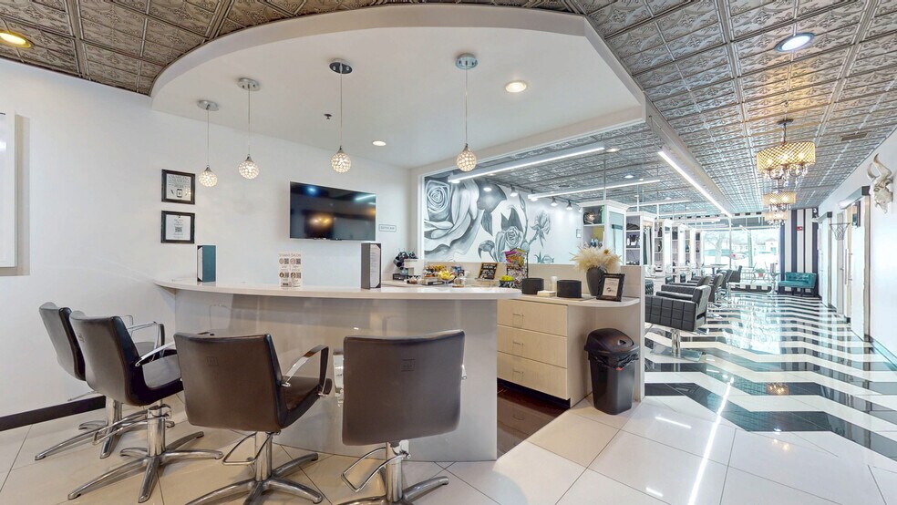 More Photos Of 124 Hebron Ave, Glastonbury Office For Lease