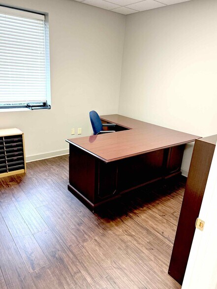 More Photos Of 6801 Lee Road 54, Auburn Office For Lease