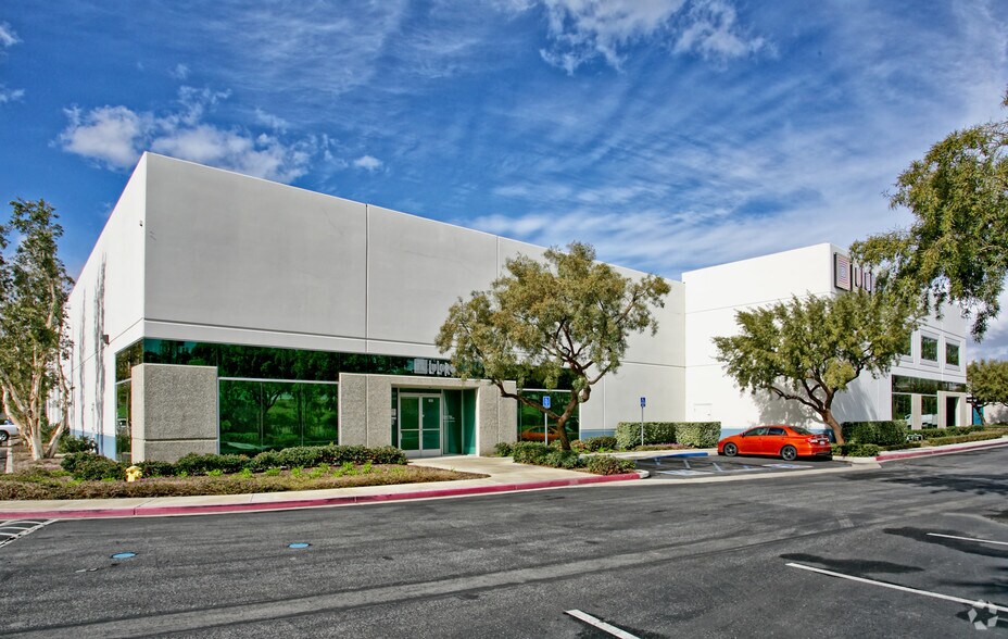 More Photos Of 850 E Parkridge Ave, Corona Unknown For Sale
