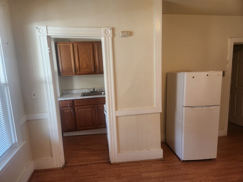 More Photos Of 15-25 Lunenburg St, Fitchburg Storefront Retail Residential For Sale