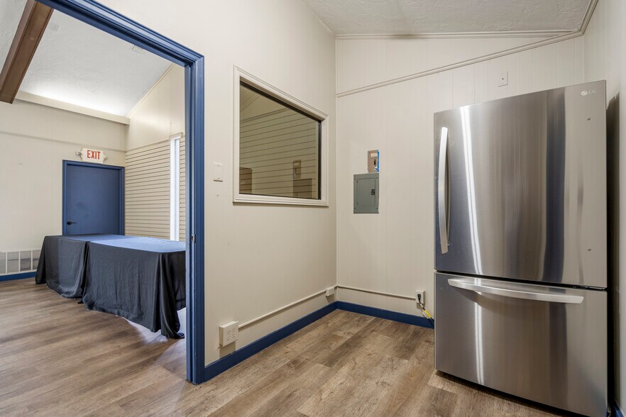More Photos Of 1823 W 51st St, Tulsa Freestanding For Sale