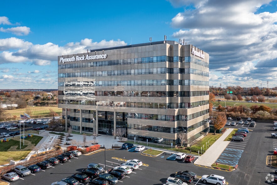 More Photos Of 581 Main St, Woodbridge Coworking Space